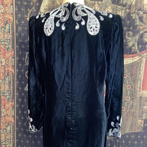 Vintage 80s retro Argenti Notte bejeweled crushed velvety Formal cocktail dress - Picture 10 of 11